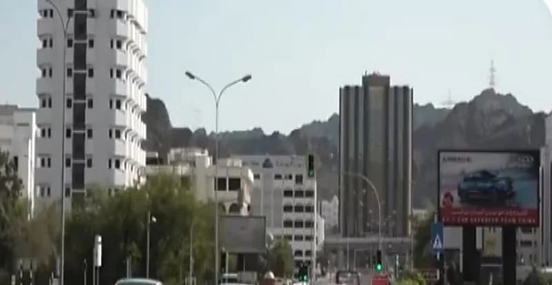 صحفي: وزارة التجارة العمانية أكدت أن المستثمر السعودي سيعامل معاملة المستثمر العماني "فيديو"