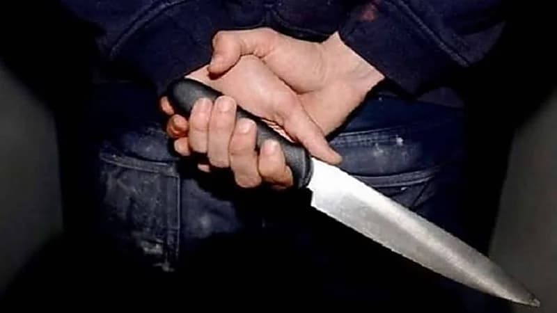 الكشف عن تفاصيل جديدة بشأن قاتل والديه في مكة