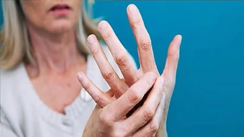 بالفيديو.. طبيبة: النساء أكثر عرضة للإصابة بالروماتيزم