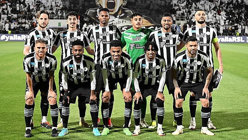 الشباب يقرر رفع دعوى على مغردين تجاوزا على جمهور النادي