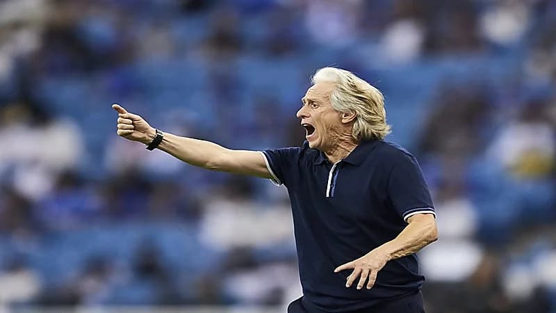 لحظة غضب جيسوس على نواف بوشل.. فيديو