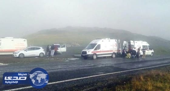 مصرع وإصابة 4 مواطنين إثر تعرضهم لصاعقة رعد في تركيا