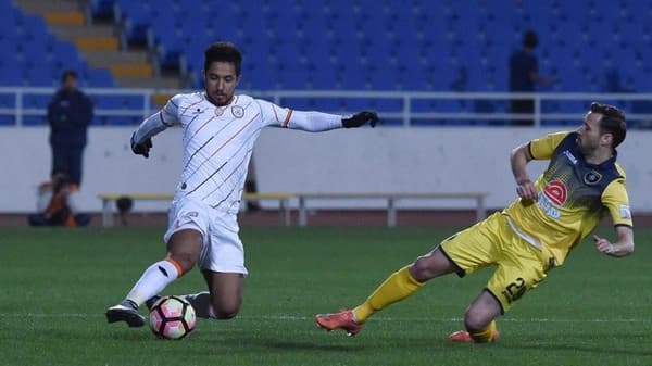 باهبري يطلب فسخ تعاقده مع الشباب بسبب المستحقات المتأخرة