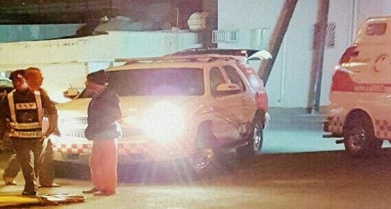 سيارة بلدية تصيب  عامل نظافة بكسور بالقرب من السوق الجديد بتبوك