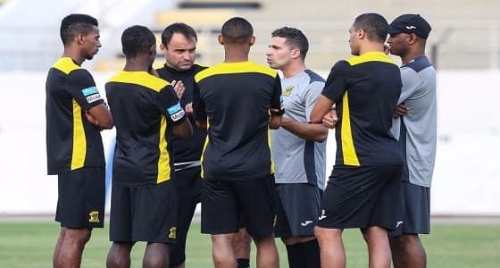 سييرا يجهز باجندوح والريو لقيادة الاتحاد أمام التعاون