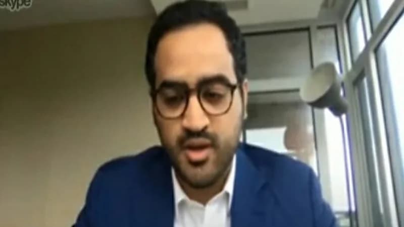 بالفيديو.. مبتعث سعودي يستخرج "دودة" خطيرة عاشت 9 سنوات في عين كندي 