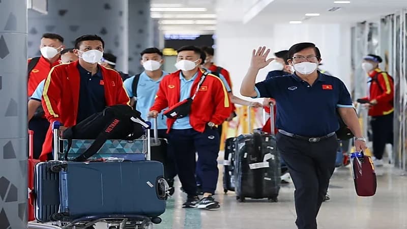 وصول لاعبو منتخب فيتنام إلى الرياض استعداداً لمواجهة الأخضر "صور"