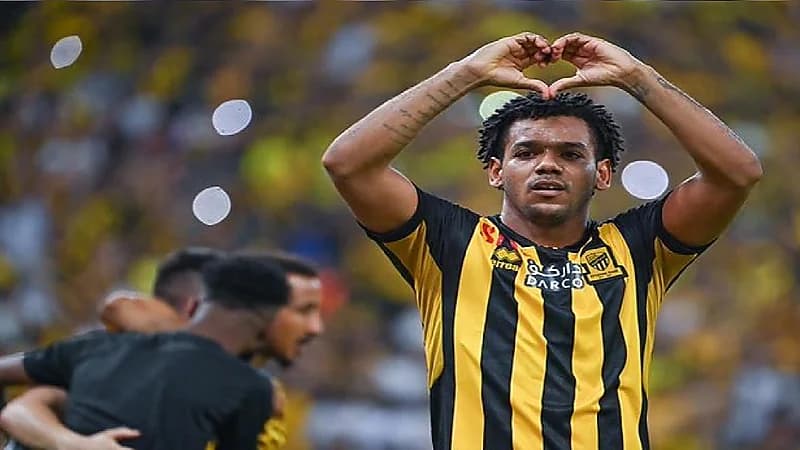 كواليس تواجد رومارينهو في ملعب كورينثيانز