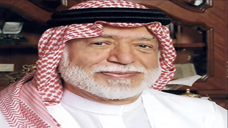 وفاة الأديب عبدالمقصود خوجة في أمريكا