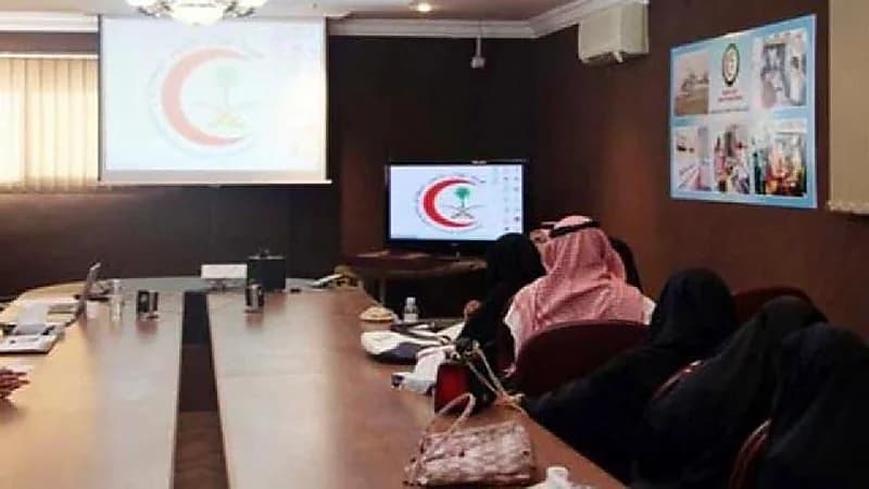 الهلال الأحمر يجري 7 مكالمات مرئية للمعتقلين السعوديين في غوانتنامو مع ذويهم