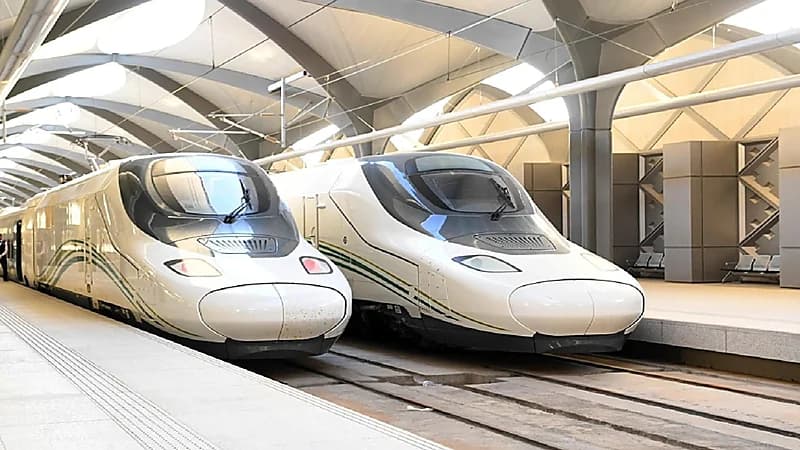 بالفيديو.. رئيس قطار الحرمين السريع: المرأة ستقود القطار قريباً