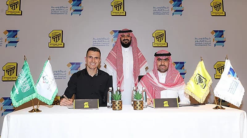 الاتحاد يجدد عقد جروهي حتى 2024