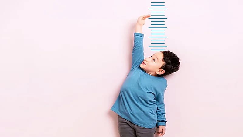 بالفيديو .. استشاري: هرمونات تأخير البلوغ تزيد طول الطفل