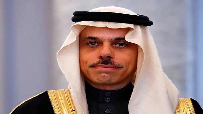 وزير الخارجية يتفق مع نظيره الإيراني على عقد لقاء لإعادة فتح السفارات والقنصليات