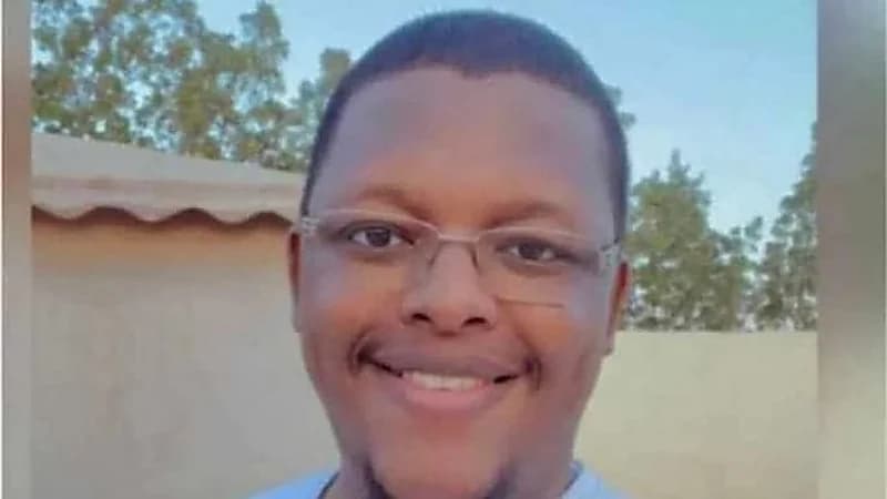 وفاة معلم قرآن داخل صحن الطواف أثناء أدائه العمرة