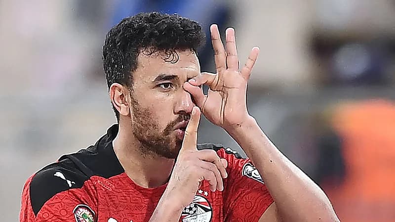 حقيقة مفاوضات الأهلي والاتحاد مع تريزيجيه