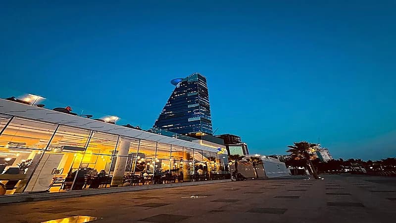 زيادة عدد المطاعم والمقاهي في الواجهة البحرية بـ جدة..صور