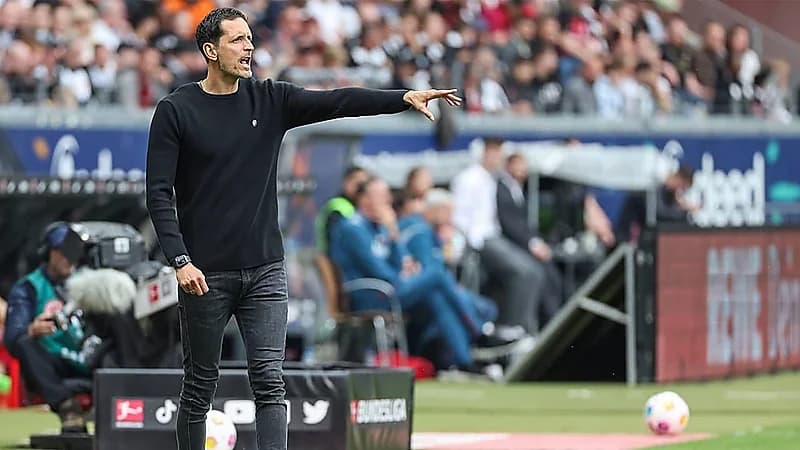 الاتحاد يقترب من التعاقد مع مدرب فرانكفورت