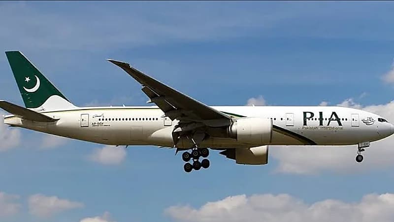 إعلان لشركة طيران يُثير الغضب لتشابهه مع هجمات 11 سبتمبر .. صورة