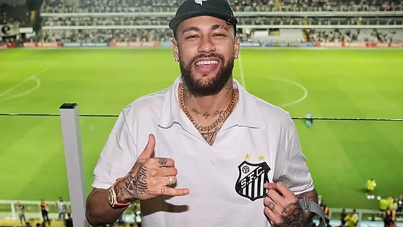 مفاوضات متقدمة بين الهلال وسانتوس لضم نيمار