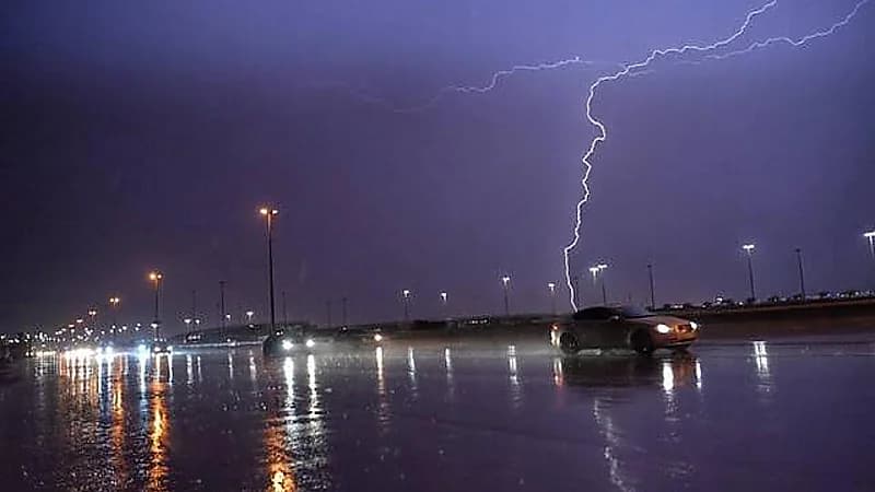 المسند: استمرار النشاط الرعدي مصحوبًا بأمطار وغبار في بعض مناطق المملكة