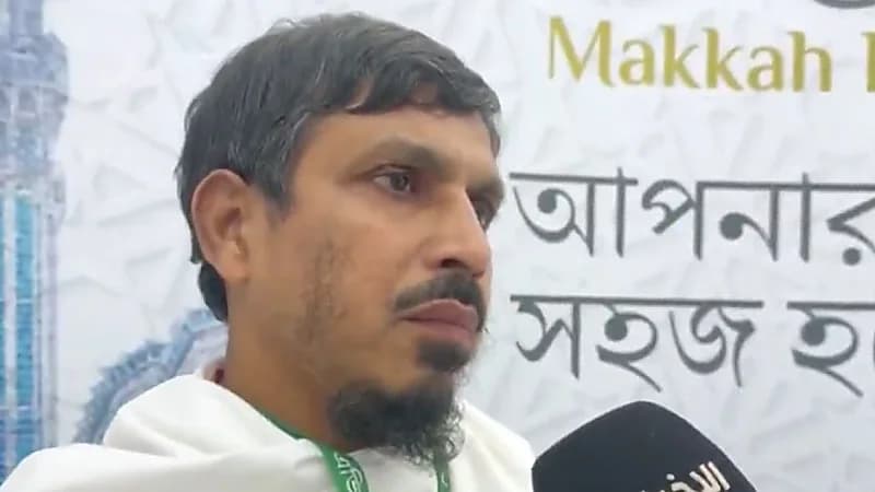 قصة مؤثرة لبنجلاديشي يحج نيابة عن والدته المتوفاة ..فيديو