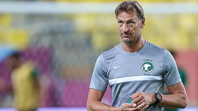 رينارد: غياب نجوم الهلال يزيد الضغط