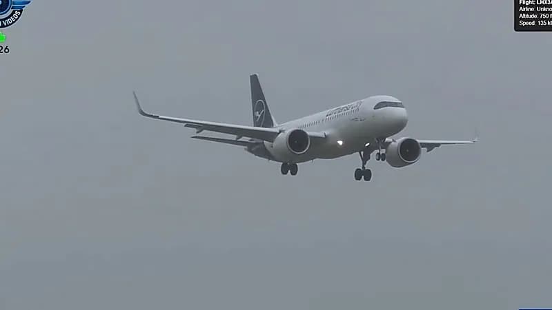 لحظات مرعبة لطائرة تلامس المدرج وتعود للتحليق .. فيديو