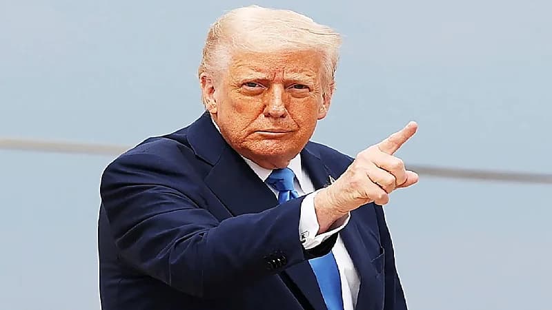 ردة فعل ترامب على مراسلة سألته عن بوتين ورغبته في إنهاء الحرب.. فيديو