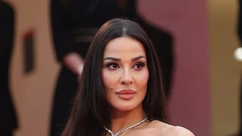 نادين نسيب نجيم تتعرض للسرقة .. فيديو