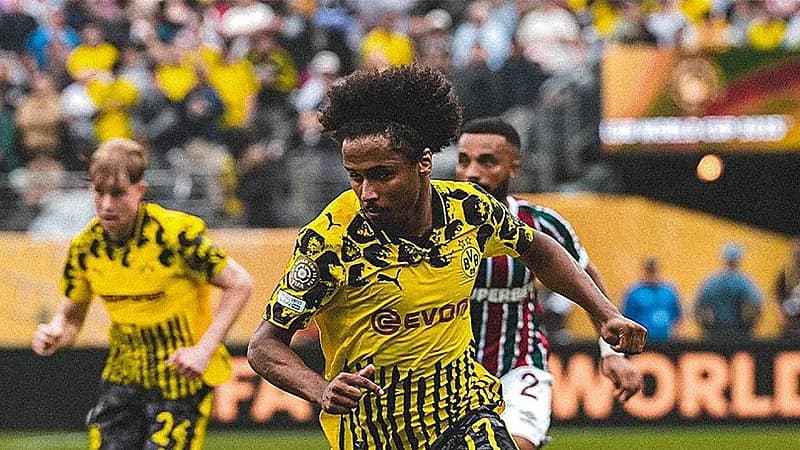 التعادل السلبي يحسم مواجهة دورتموند وفلومينينسي