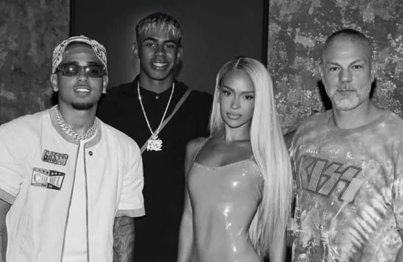 لامين جمال يظهر برفقة باد غيال في ملهى ليلي