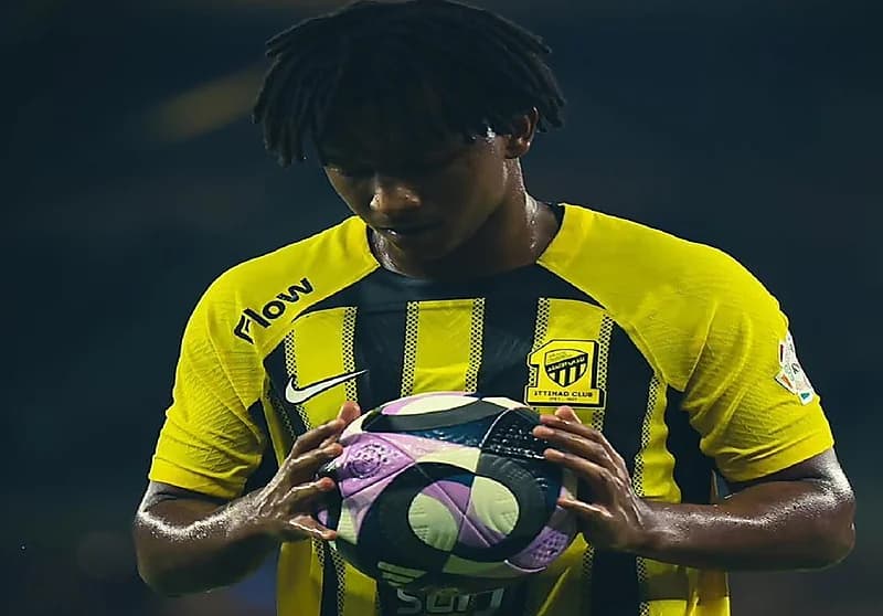 الاتحاد يُبلغ ثنائي الفريق بالرحيل