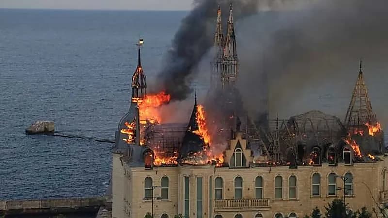 اندلاع حريق في ميناء أوديسا الأوكراني بعد هجوم روسي