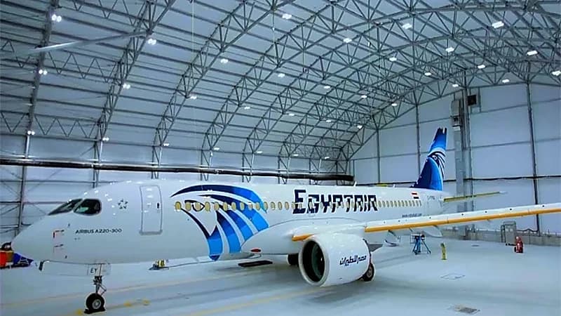 تفكيك طائرة مصر للطيران A220 بعد أقل من عامين على تشغيلها