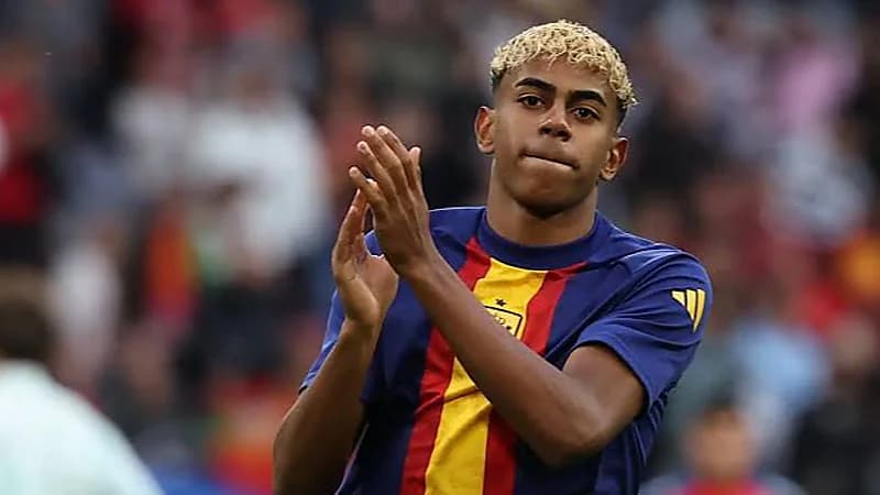 إصابة لامين يامال تثير قلق برشلونة خلال تصفيات المونديال