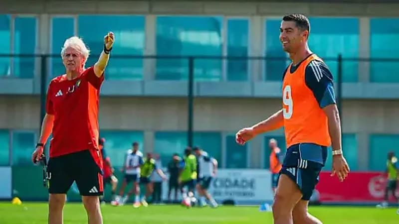 جيسوس يحسم مستقبله مع النصر ويرفض إغراءات فنربخشة