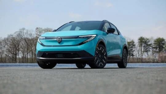 أسعار ومواصفات نيسان ليف موديل 2026 في المملكة .. صور