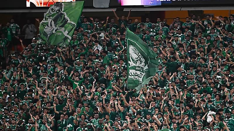 رابطة الأهلي تطالب باعتماد تيفو وبنر لمباراة بيراميدز