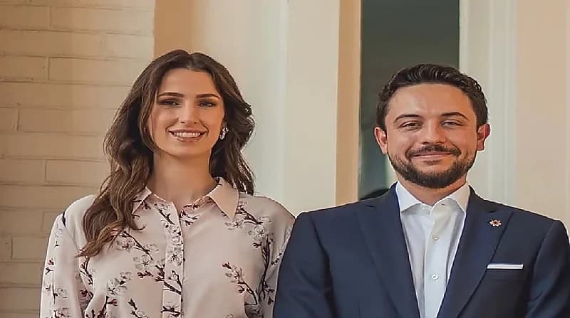 الأميرة رجوة تتألق بإطلالة راقية خلال زيارتها واشنطن