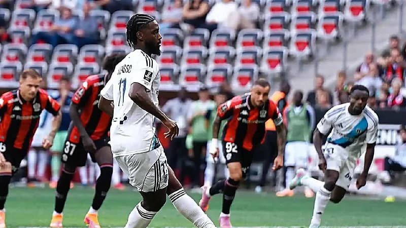 أعمال تخريب في مركز تدريبات باريس آف سي والشرطة تحقق