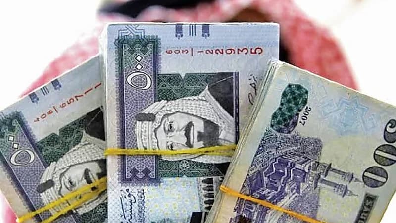 محامي: عدم إفصاح المسافر عن الأموال التي يحملها بأكثر من 60 ألف ريال يستوجب العقوبة..فيديو