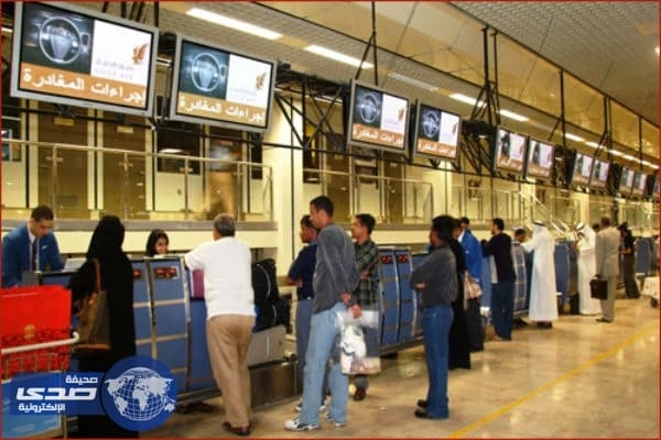 قتلت وليدها بدورة مياه في مطار البحرين لتلحق بالطائرة