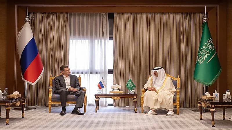 روسيا تمدد الخفض الطوعي حتى نهاية 2024 على خطى المملكة
