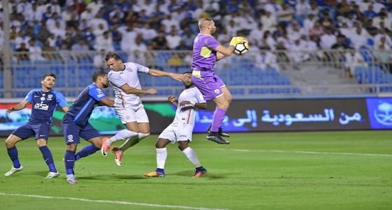بالصور .. الهلال يتعادل مع الشباب إيجابيًا