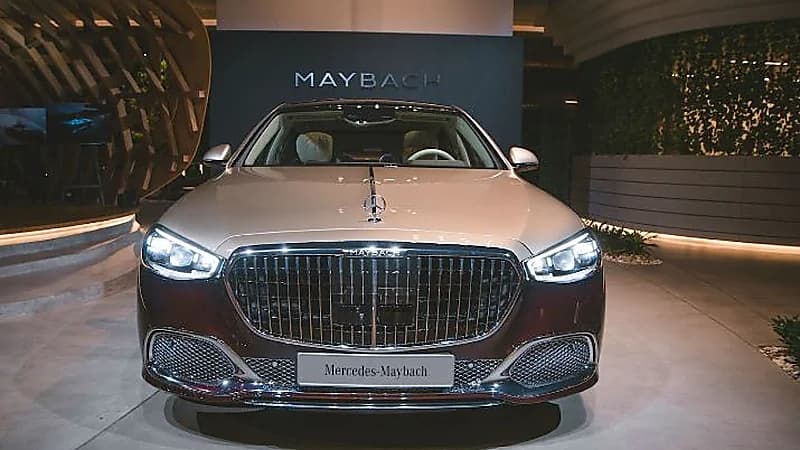بالصور.. مواصفات وأسعار سيارات مرسيدس مايباخ موديل 2023 في المملكة