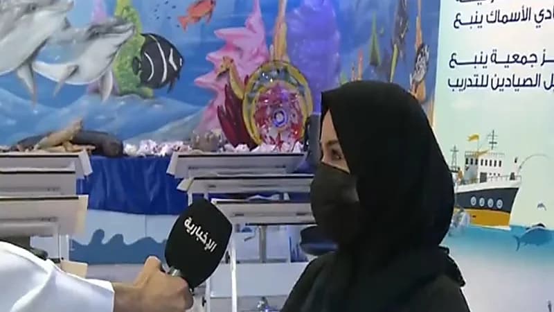 بالفيديو.. 11 فتاة يحصلون على رخصة القيادة البحرية ف ينبع