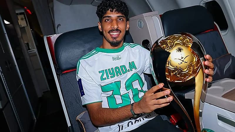 الأهلي يجدد عقد زياد الجهني حتى 2030 .. فيديو