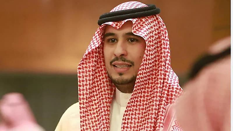 فرحة الأمير تركي بن سلمان بعد تصدي راغد النجار لركلة الجزاء.. فيديو