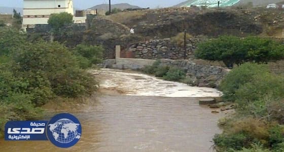 أمطار على ظهران الجنوب